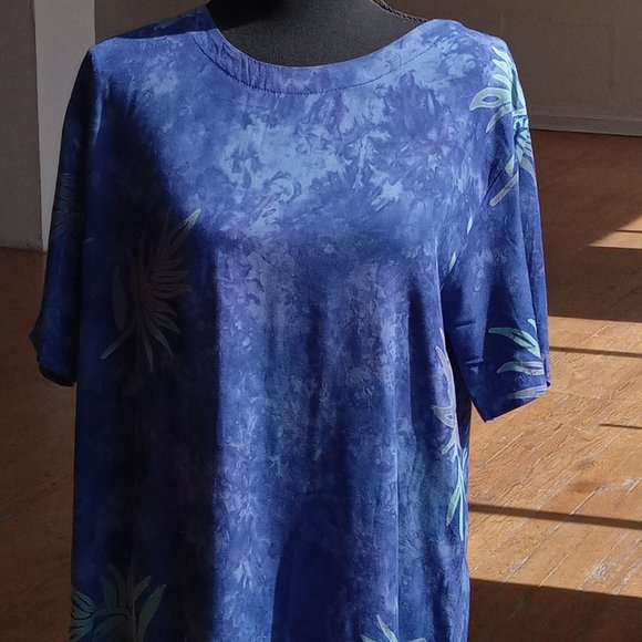 Island feeling tie dye blue and green floral print Maxi Hawaiian dress - Picture 9 of 10